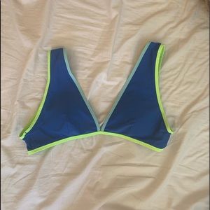 NWOT, never worn Aerie bikini top